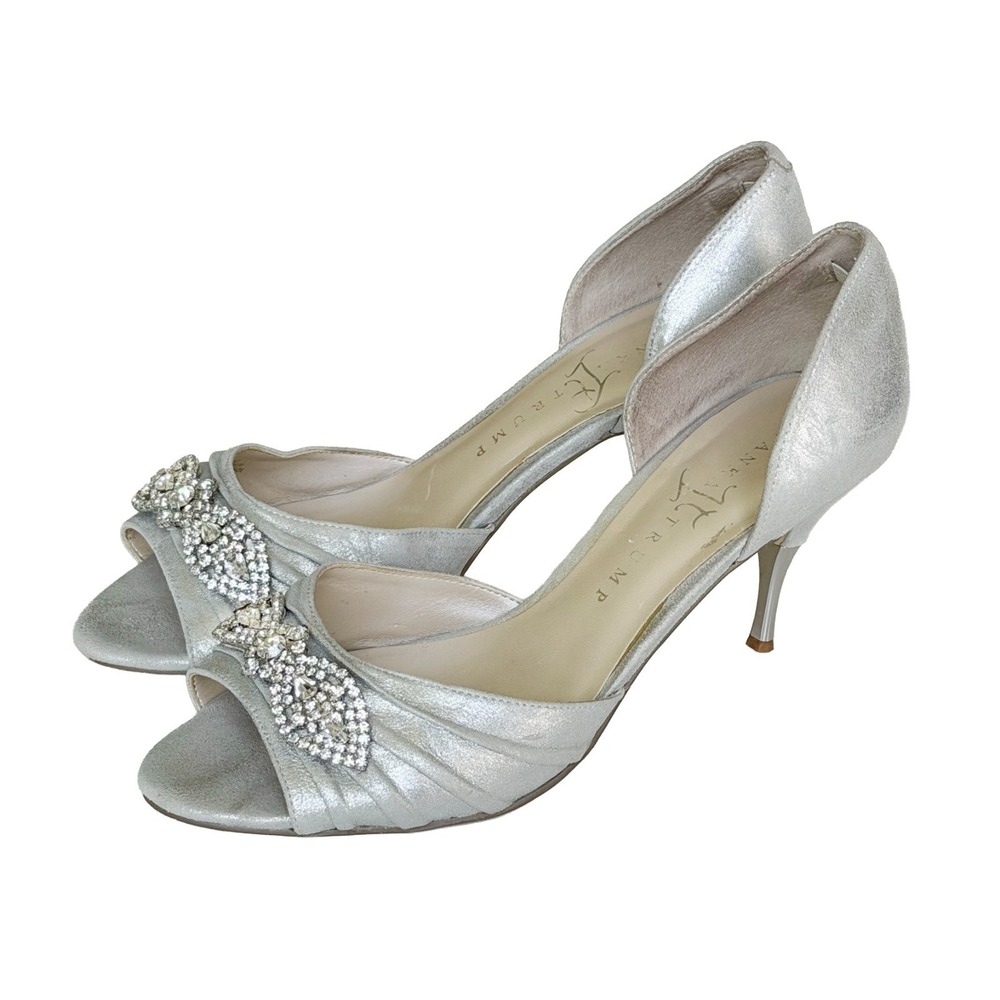 Ivanka Trump Silver Leather Heels Women's Size 7M Rhinestone Accents Stilettos